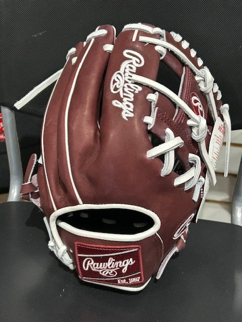 Rawlings 2027 Heart of the Hide R2G 11.5" Baseball Infield Glove - PROR204-2CC/SH/NGD/S