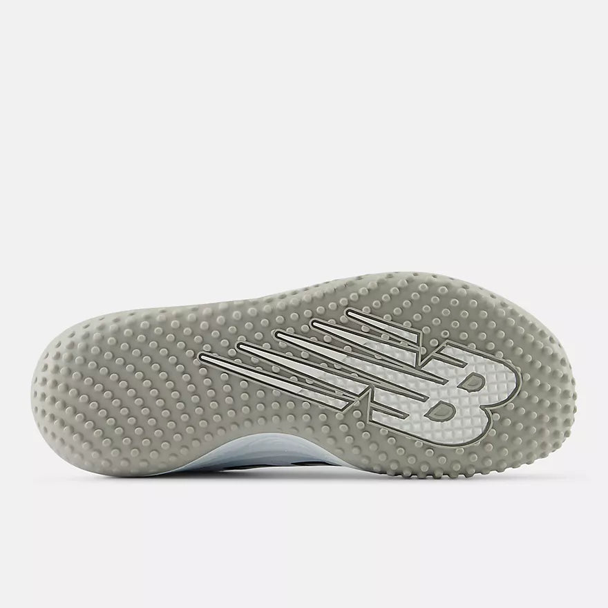 New Balance Fresh Foam Velo v4 Turf-Trainer