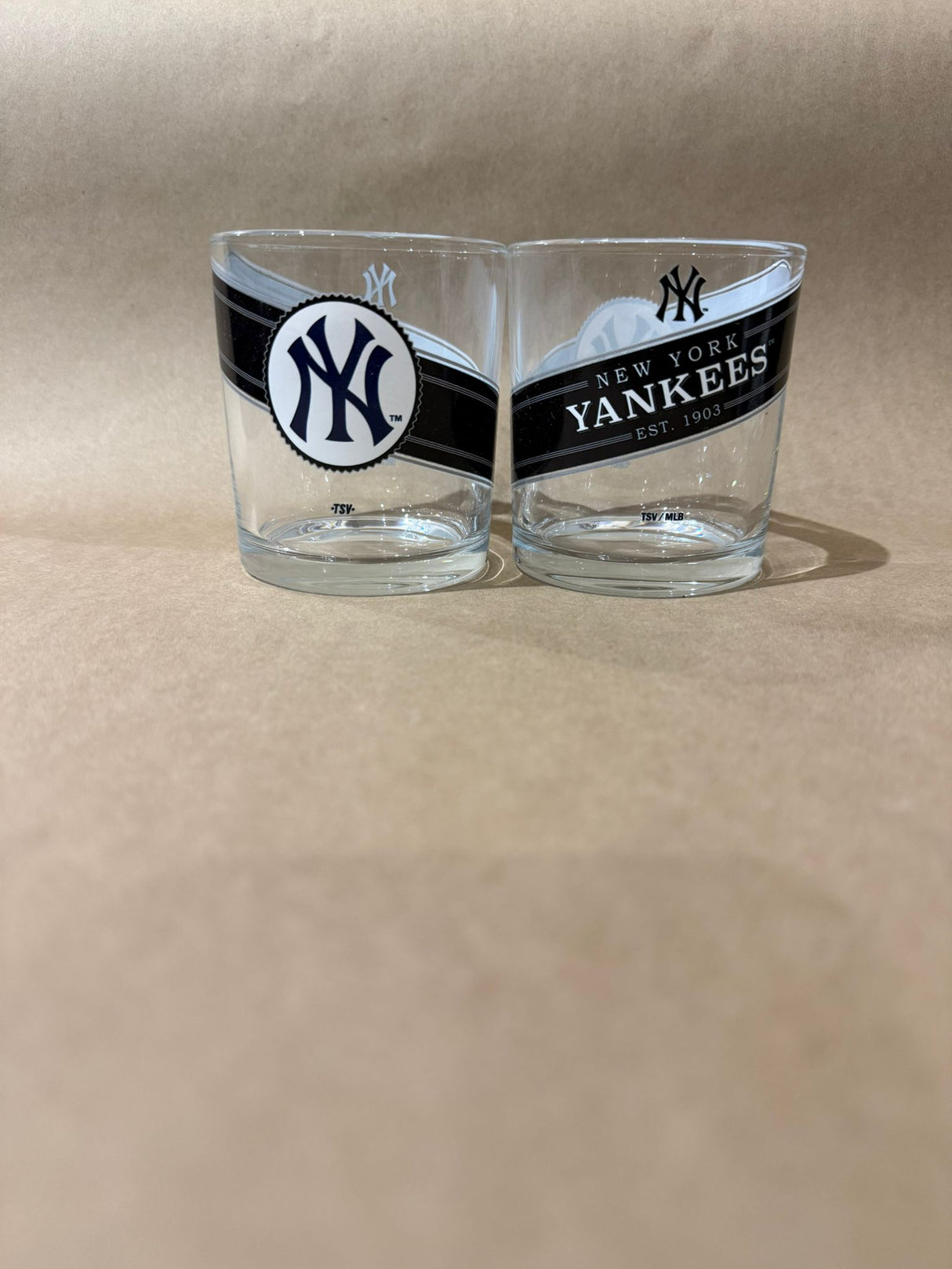 Inglasco New York Yankees 10oz. Rocks Glass Set