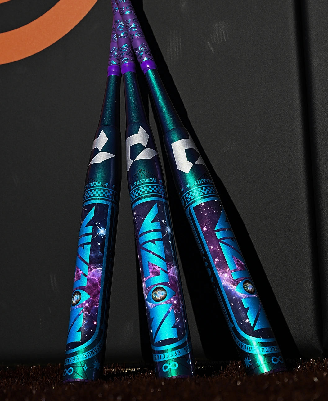 DeMarini 2027 Vizion (-10) Fastpitch Softball Bat