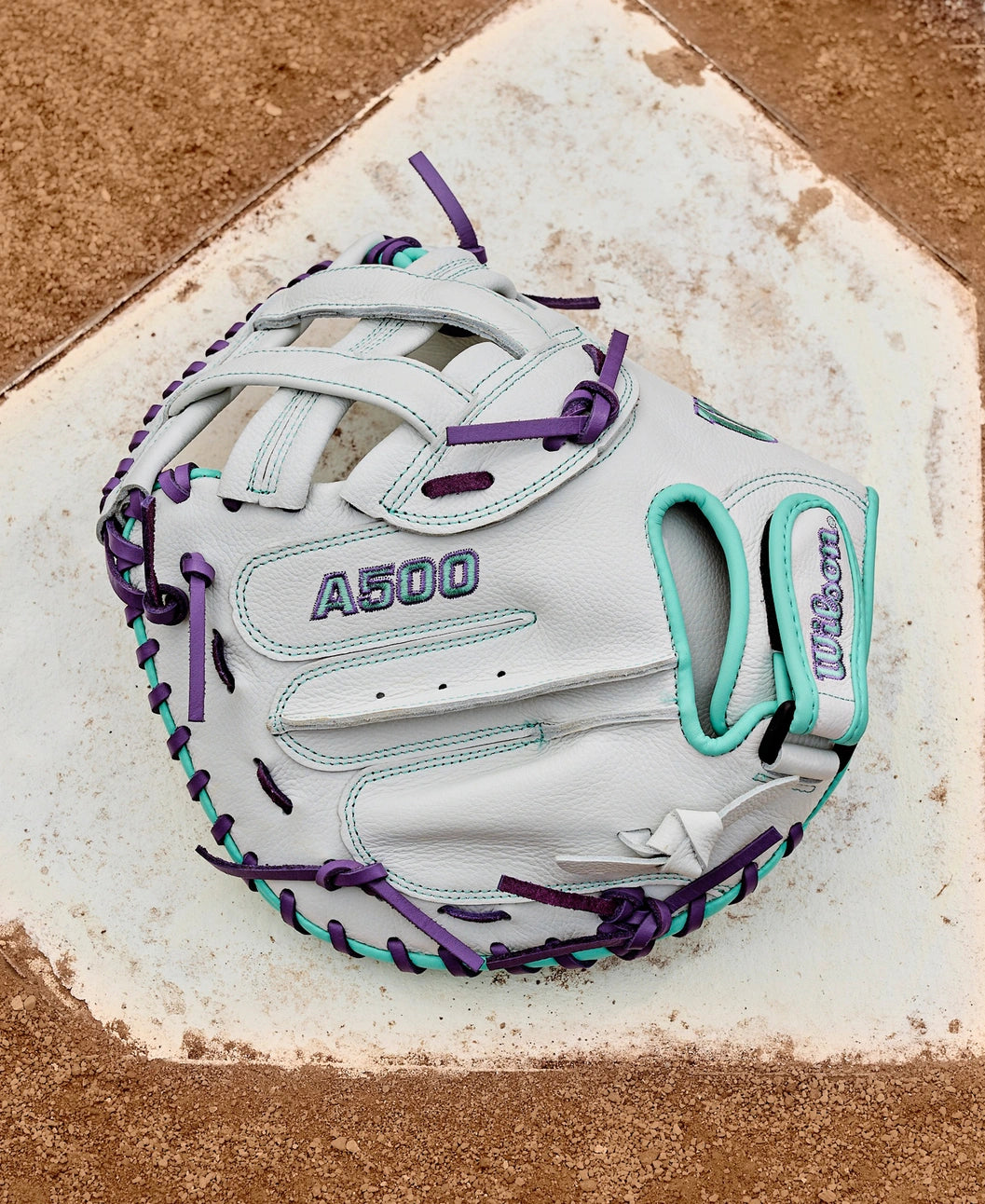 2026 A500™ Siren™ 32” Youth Fastpitch Softball Catcher’s Mitt